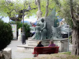 Monumento a Tommaso Silvestri