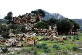 Nuraghe S'omu e s'orcu