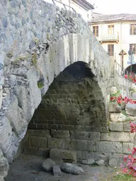 Via Ponte Romano