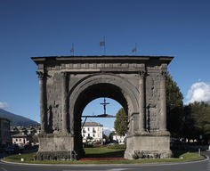 Arco di Augusto