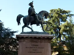 Statua di Vittorio Emanuele secondo