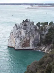 Castello Vecchio di Duino / Stari devinski grad