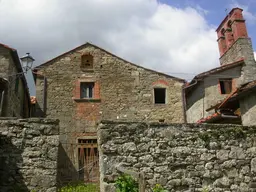 Monumento ai Caduti di Casamona, Faeto, Pratovalle e Roveraia