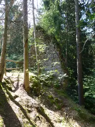 Ruine Schloss Holz - Rovine Castel Holz