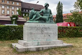 Denkmal des Garde-Grenadier-Regiments Nr. 5