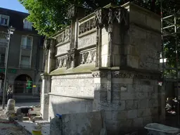 Fontaine Louis XII