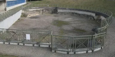 Beaumont-sur-Oise amphitheatre