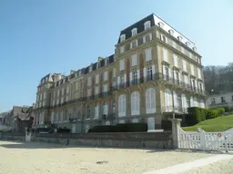 Ancien Hôtel des Roches Noires