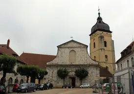 Portail de la Place Saint-Bénigne