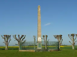 Pyramide commémorative de la bataille d'Ivry