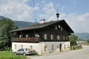 Bauernhaus, Urfahrgut