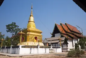 Wat Buak Khrok Luang