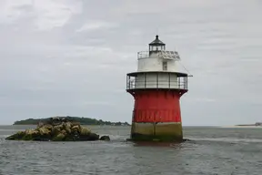 Duxbury Pier Light ("Bug Light")