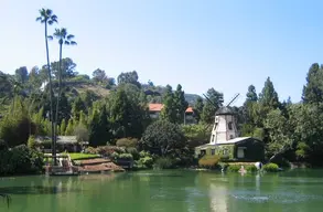 Self-Realization Fellowship Lake Shrine