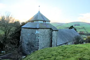 St Cynllo, Llanbister