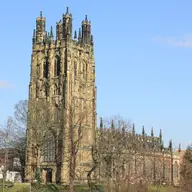 St Giles Parish Church