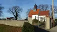 Dorfkirche Steinbach und Kriegerdenkmal Kirchgasse 3