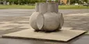 Kunst und Kultur (Aufbrechende florale Form)