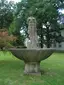Weiblicher Akt mit Brunnen