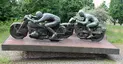 AVUS Motorradfahrer Denkmal (Ewald Kluge und Ernst Jakob Henne)