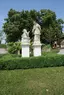 Sv. Jan Nepomucký s prosebnicí