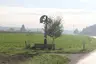 Wegkreuz unter Birken