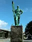 Skulptur eines Skiläufers