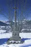 Calvaire sur la place publique de Bredons