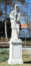 Johannes-Nepomuk-Statue am Kirchenplatz Oberlaa