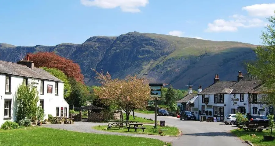 The Strands & Screes Inn