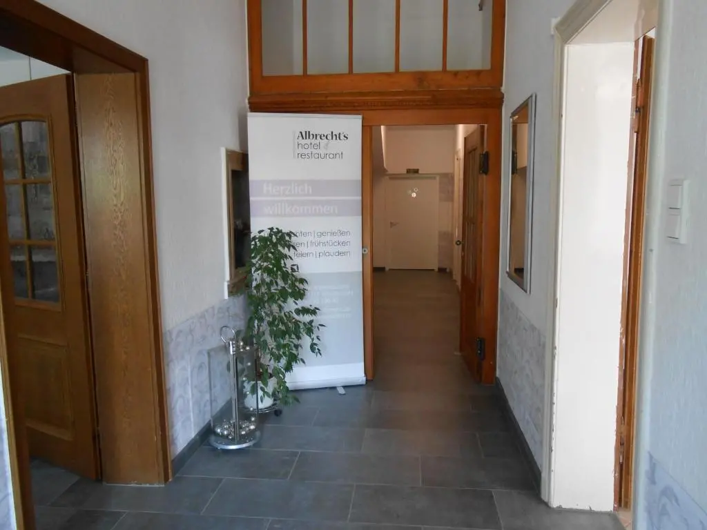 Albrecht's Hotel & Restaurant