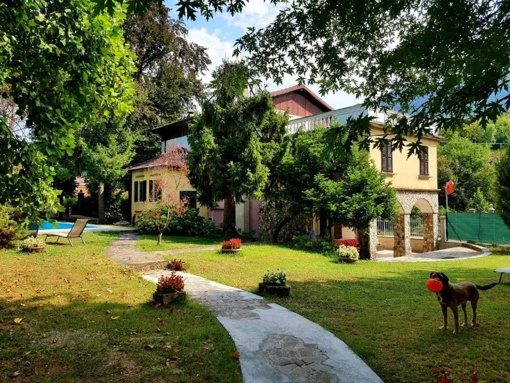 Villa Cesarina, Vallio Terme, Salo’
