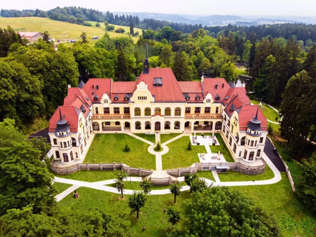 Rubezahl Marienbad Luxury Historical Castle Hotel & Golf