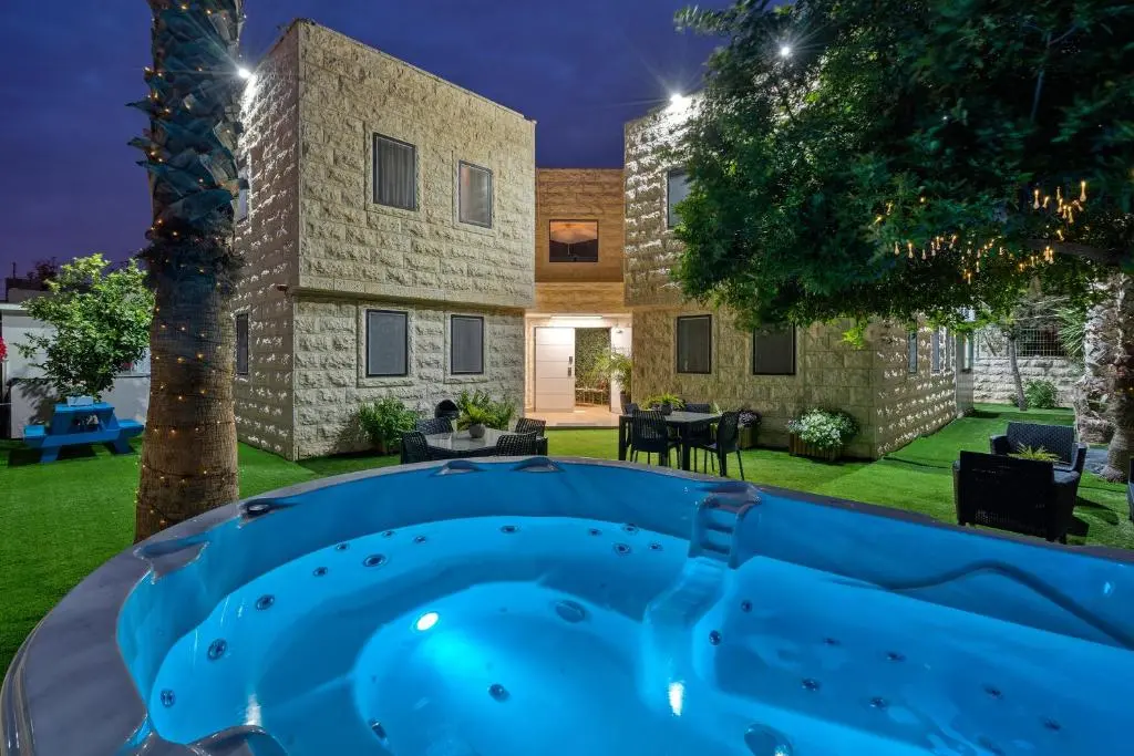 La Finca Hotel Suites