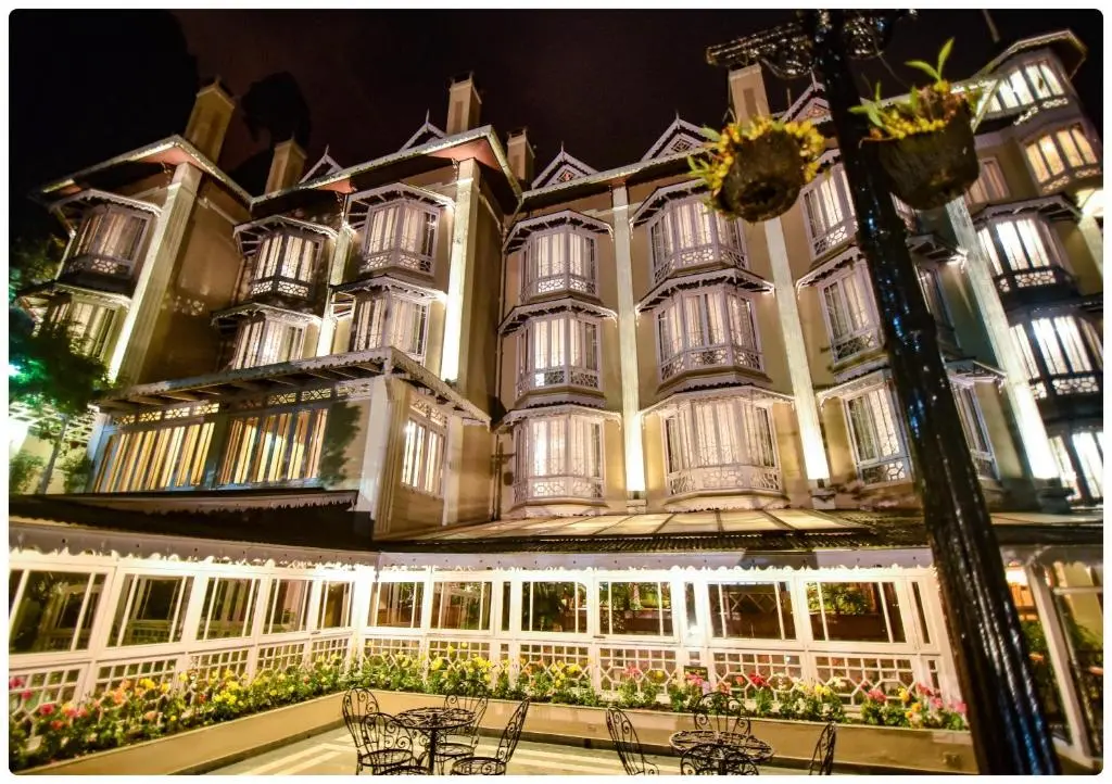 Cedar Inn