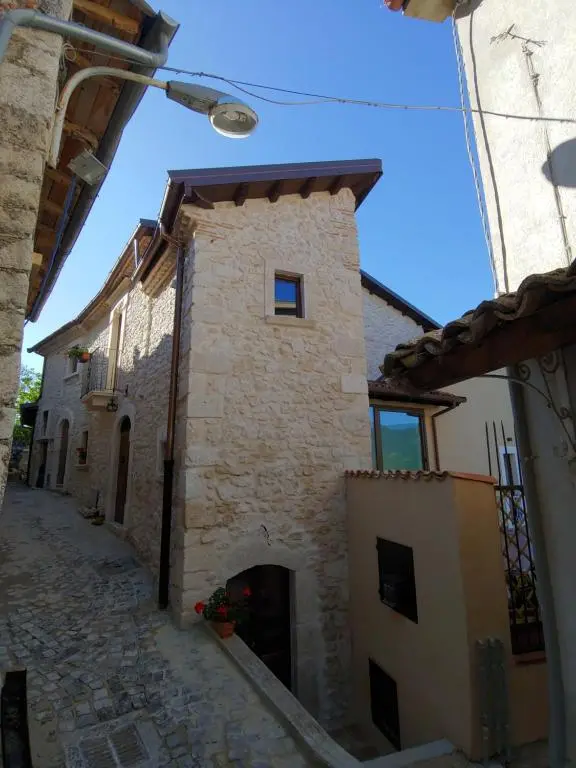 Castello di Fagnano Albergo Diffuso