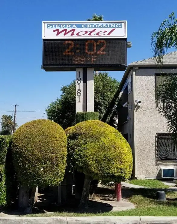 Sierra Crossing Motel