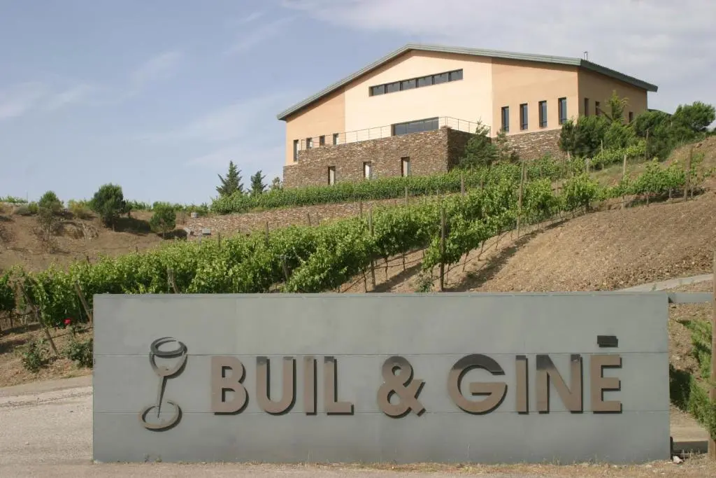 Buil & Gine Wine Hotel