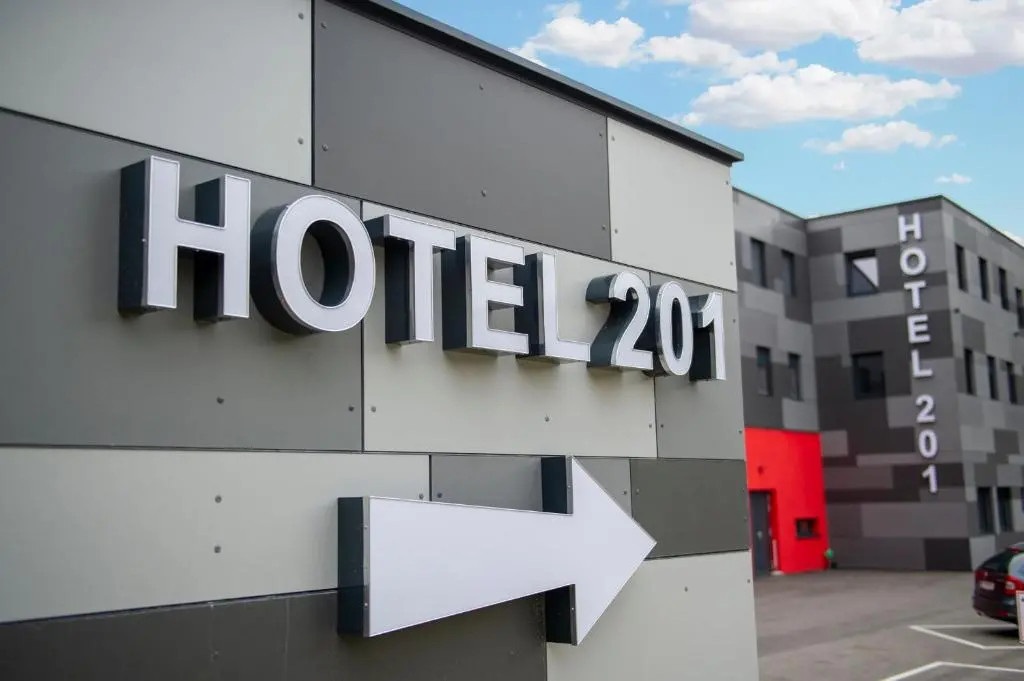 Hotel L201