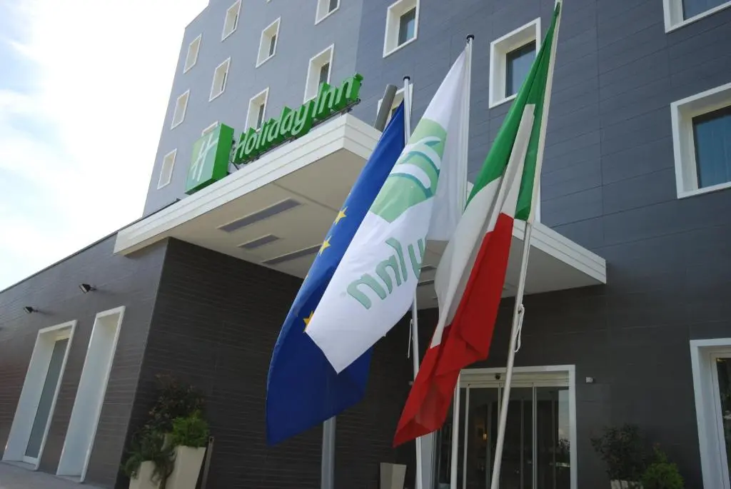 Holiday Inn Milan Nord Zara