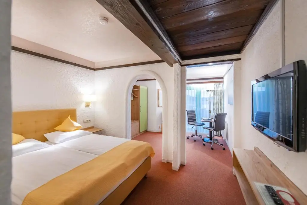 Contel Hotel