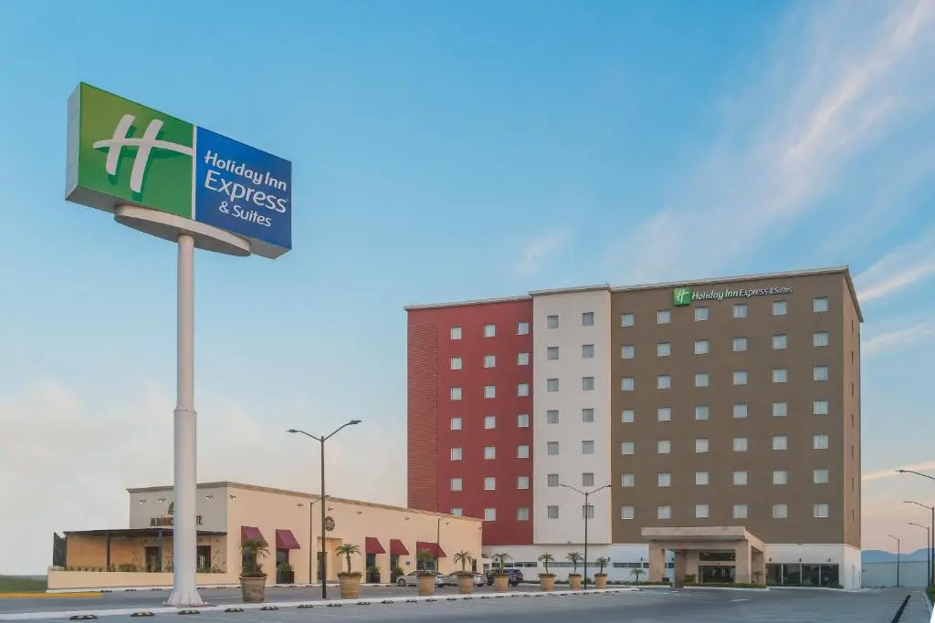 Holiday Inn Express & Suites Silao Aeropuerto Terminal