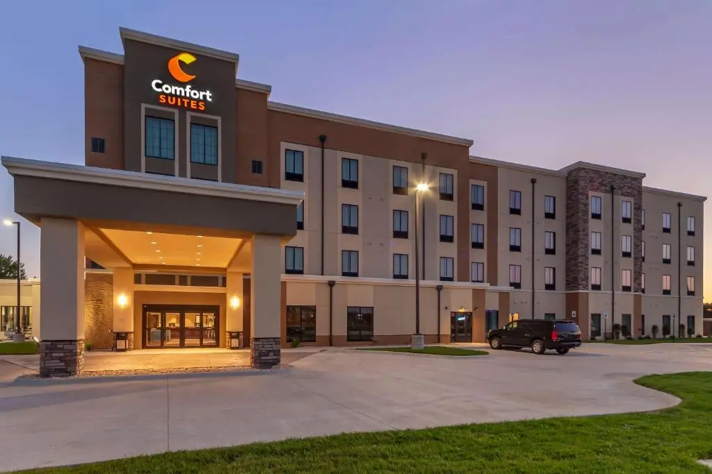 Comfort Suites