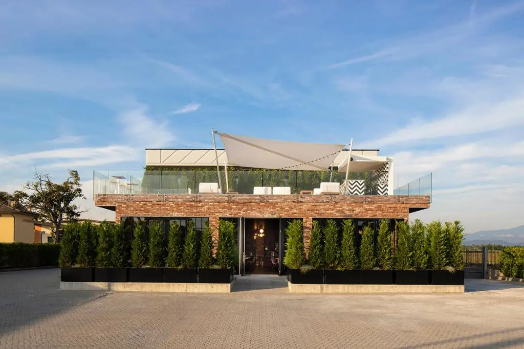 Ophelia Hotel