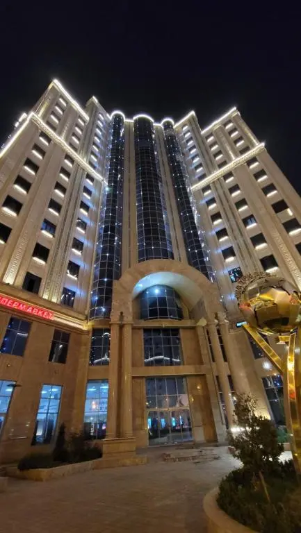 Hotel Ayni