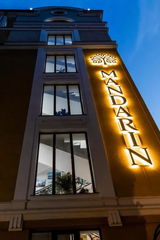 Hotel Mandarin Clubhouse