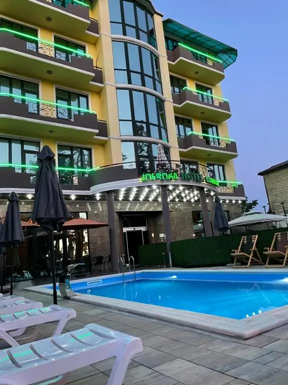 Hotel Condori