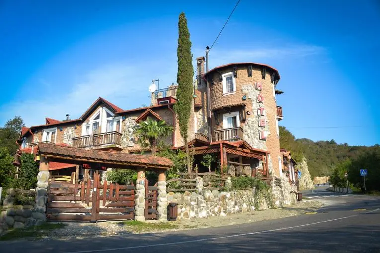 Toma's House