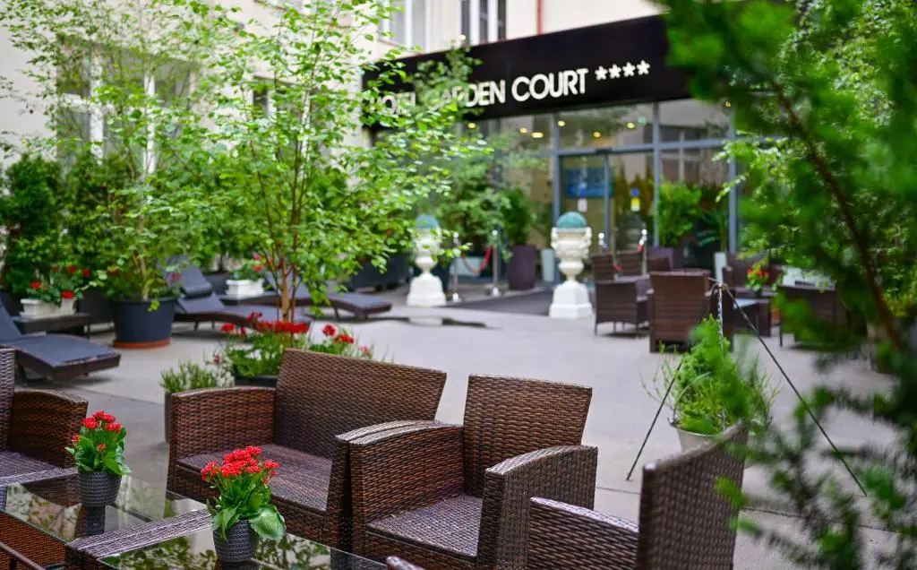 Hotel Garden Court