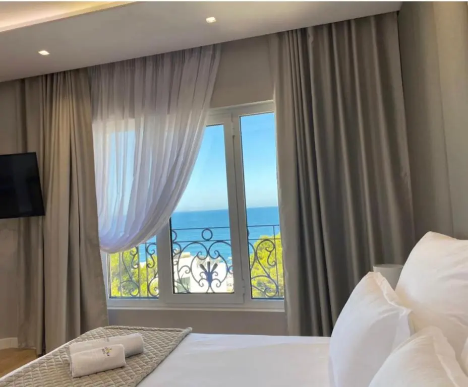 Ami Mar Hotel